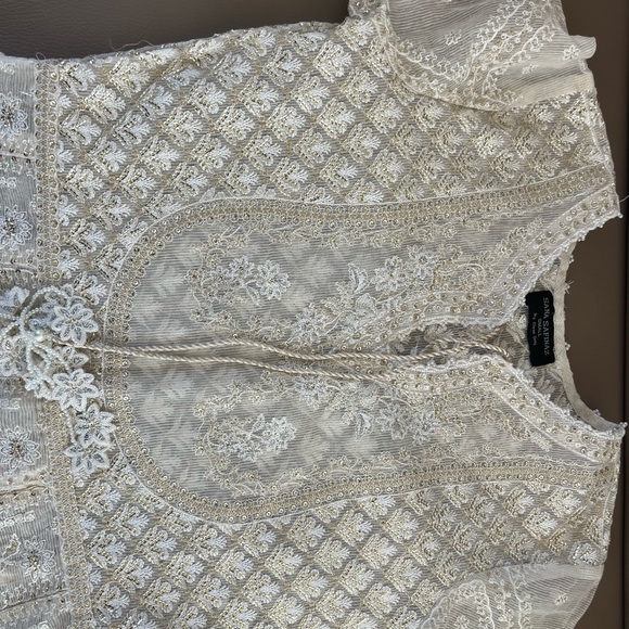 New Original Sana Safinaz Pakistani 4 piece creamish white anarkali dress - Picture 5 of 10